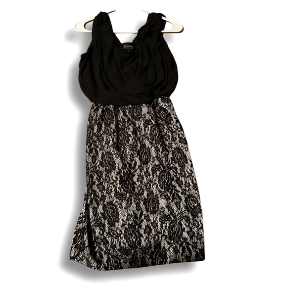 Black floral dress - Picture 1 of 1